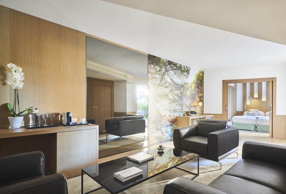 فندق بيور سولت جاروندا - للبالغين فقط بلايا ذي بالما المظهر الخارجي الصورة A suite at the Mandarin Oriental, Munich