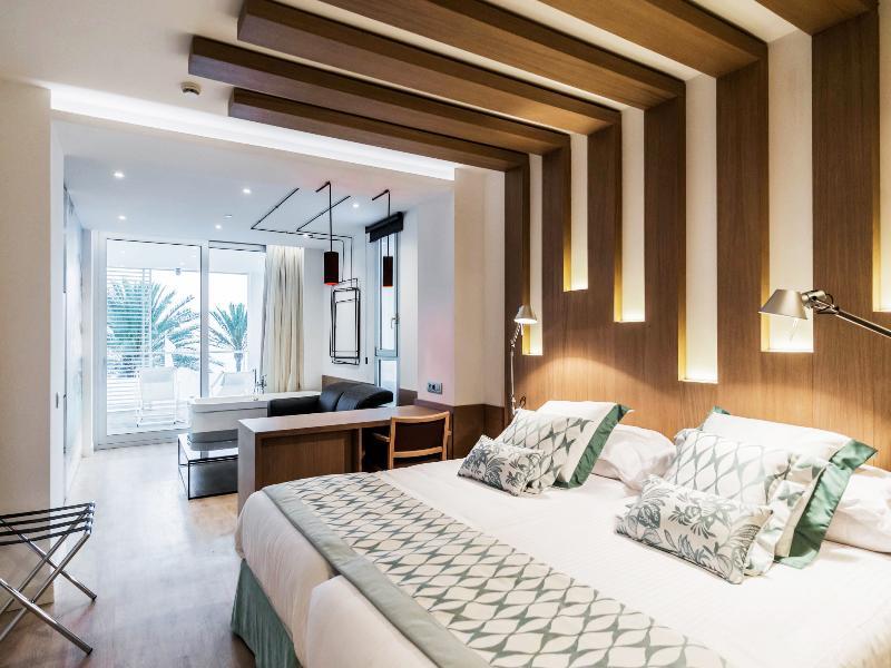 فندق بيور سولت جاروندا - للبالغين فقط بلايا ذي بالما المظهر الخارجي الصورة A room at the hotel