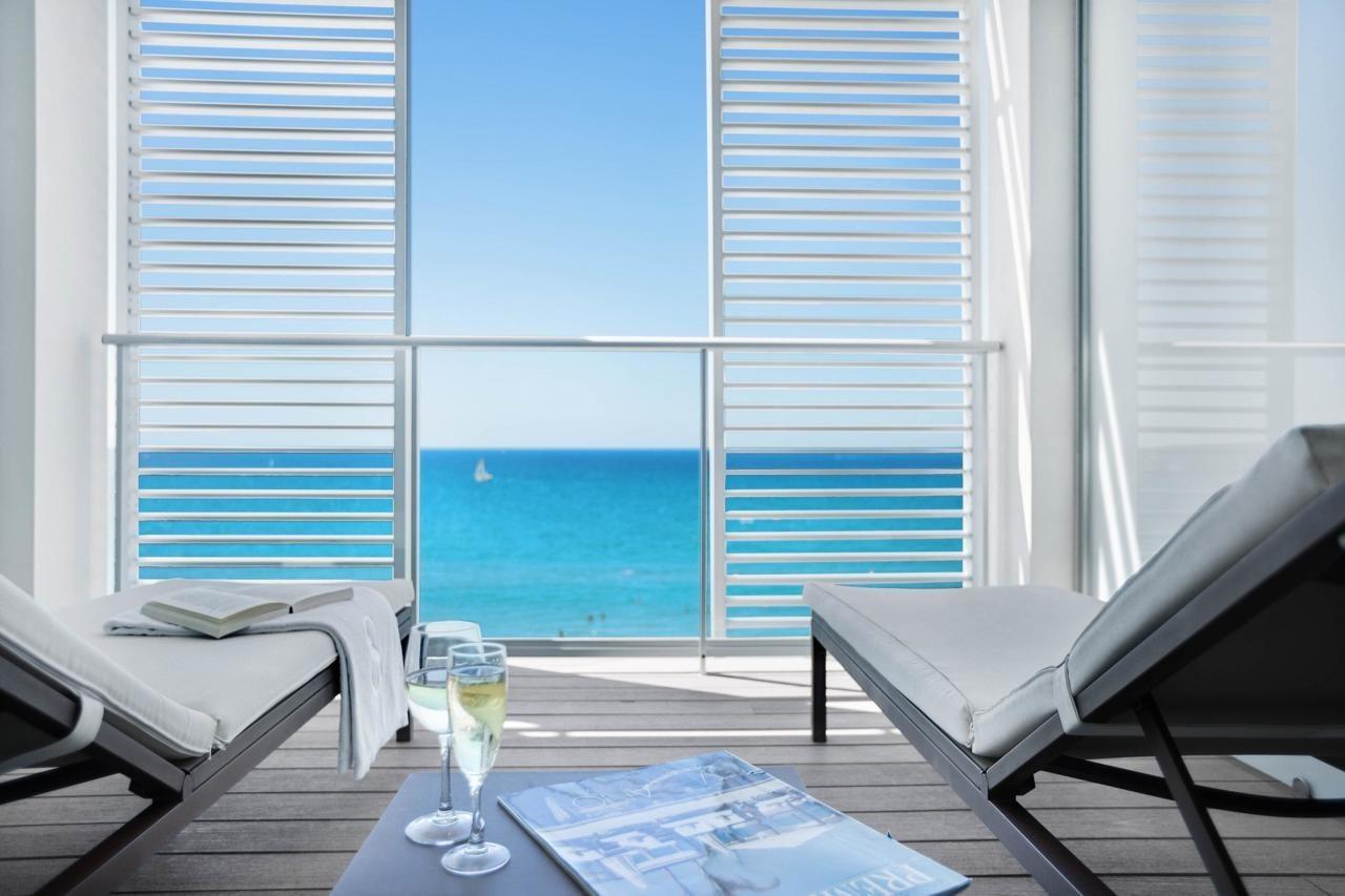 فندق بيور سولت جاروندا - للبالغين فقط بلايا ذي بالما المظهر الخارجي الصورة View from the balcony of a suite at the Eden Roc Cap Cana