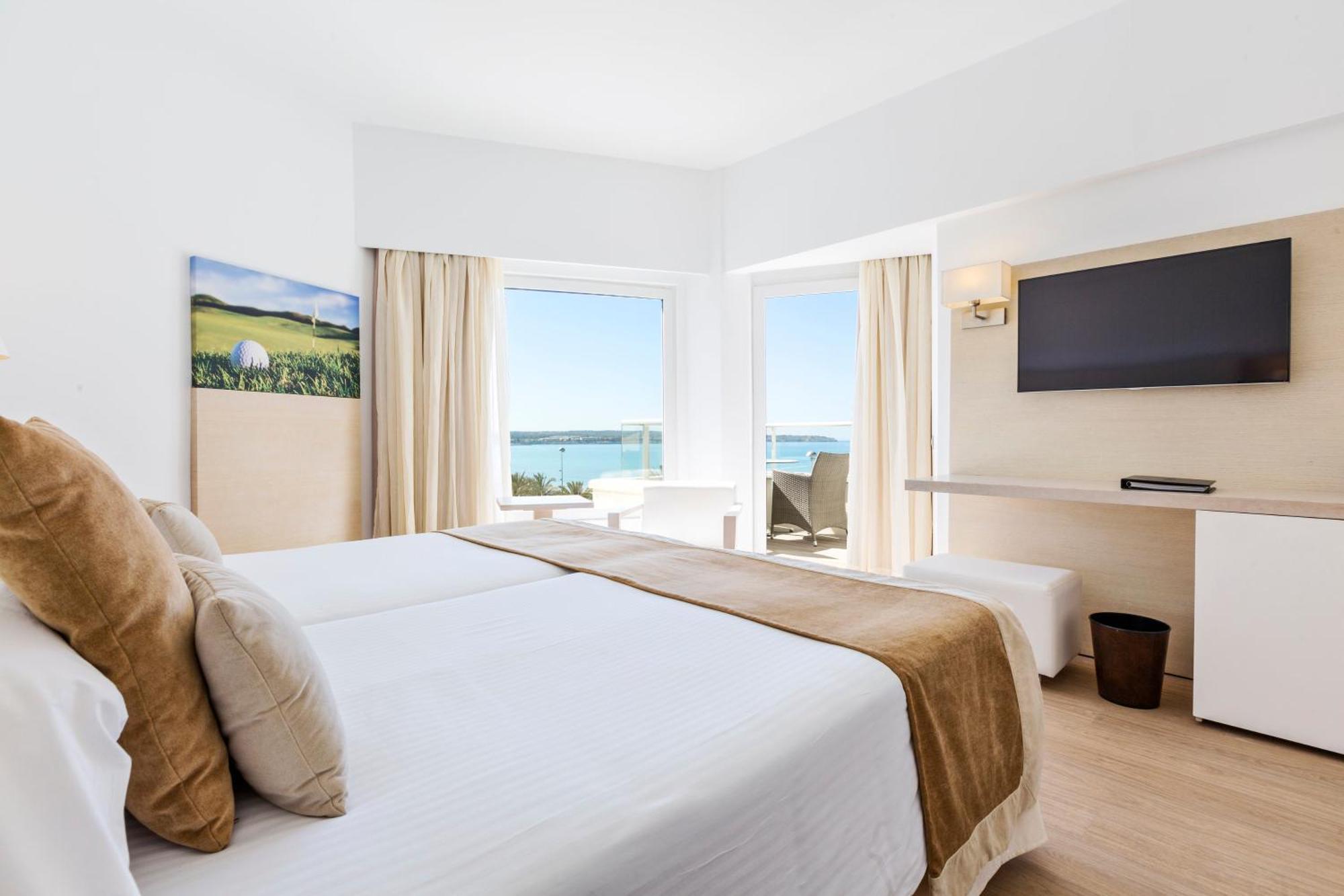 فندق بيور سولت جاروندا - للبالغين فقط بلايا ذي بالما المظهر الخارجي الصورة A room at the hotel